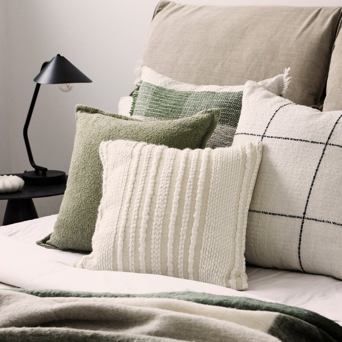 Green and Grey Woven Throw, 130x180cm