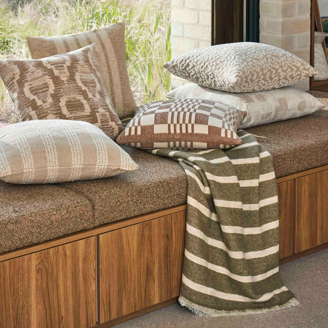 Natural Striped Fringe Throw, 130x180cm